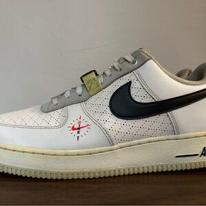 Nike Air Force 1 Low LV8 Compass Mens 10.5 White Grey Black DC2526-100 AF1